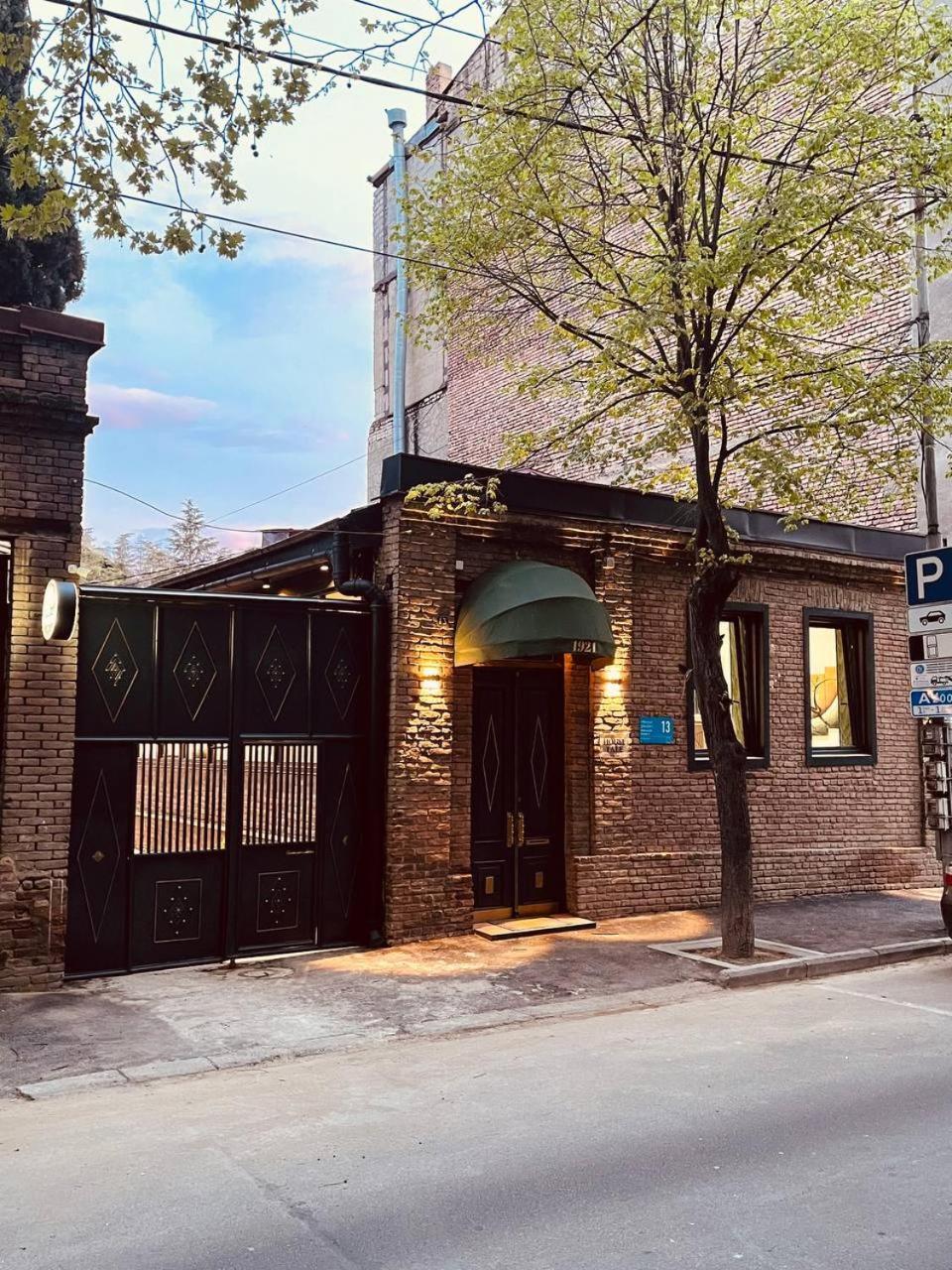 House Tale 1921 Hostel Tbilisi Exterior foto